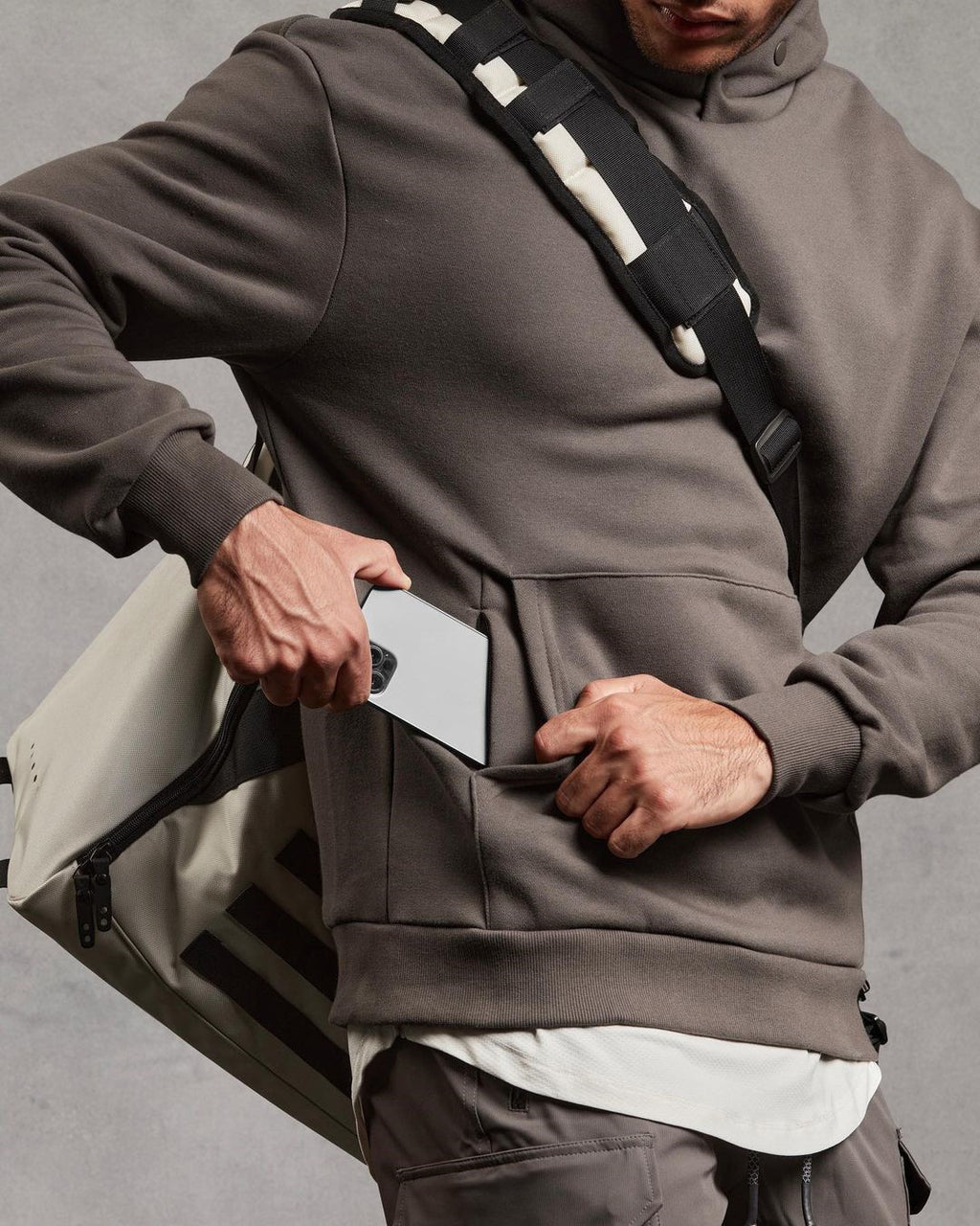 Men's Fleece Hidden Zipper Pocket Detail Hoodie